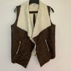 Sonoma Faux Leather And Fur Vest Medium